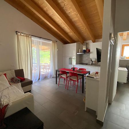 Tenuta Pozzi Colico Luaran gambar
